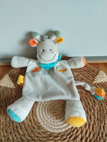 Doudou girafe plat gris bleu