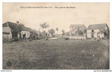 AUCP6-0371-21 - VILLERS LES POTS - Une place du pays
