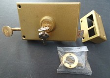 SERRURE EN APPLIQUE DROITE