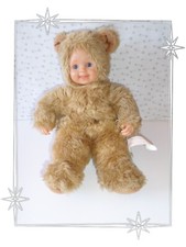 ① - Poupon Poupée Déguisée en Ours Brun Yeux Bleus Anne Geddes 30 cm