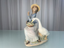 Figurine en porcelaine de