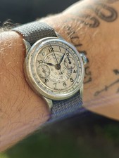 Montre Vintage Chronographe Venus 175 Monopoussoir