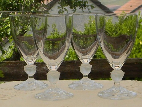 Verres vin blanc en - à,