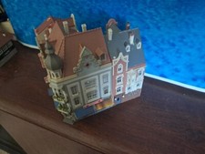 maquette ho 3  immeubles de ville avec commerce Vollmer faller kibri hangar