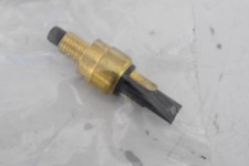 CONTACTEUR DE STOP FREIN