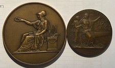 Lot 2 médailles bronze "