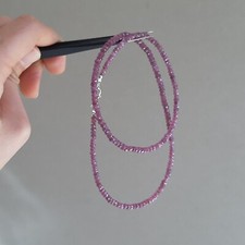 collier en pierre précieuse