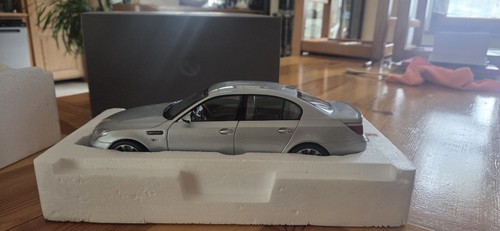 Kyosho bmw 2003 argenté - bmw,
