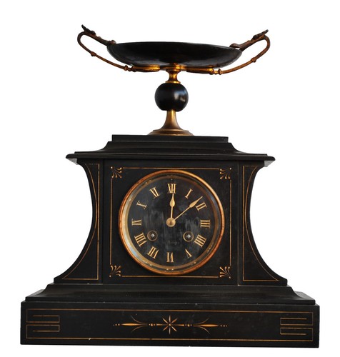 Pendule marbre noir surmontée