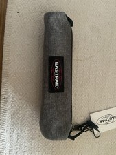 Trousse  Eastpak neuve 