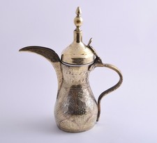 Ancienne cafetière islamique