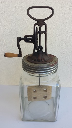Ancienne grosse baratte - , à