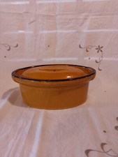 Terrine avec son couvercle "La