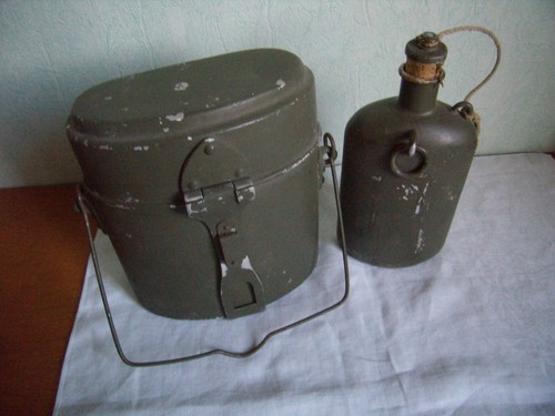 Gamelle gourde militaria - et,