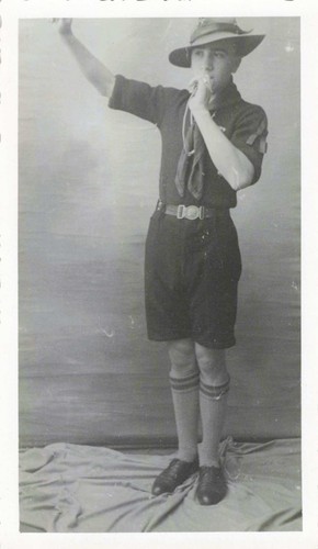 Ancienne photographie jeune - ancienne,