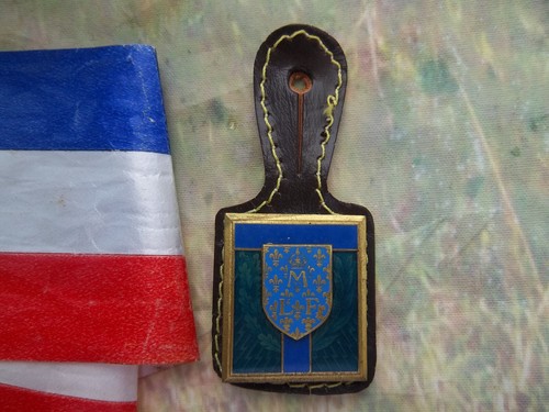 Insigne militaire école - insigne,