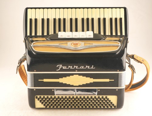 Ferrari accordion case - *ferrari,