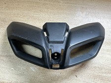 UN CACHE PLASTIQUE CARENAGE