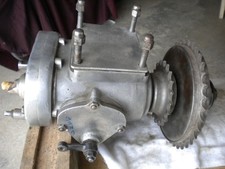 une boite de vitesses BV3 incomplète moto ancienne Ariel  motocyclette anglaise 