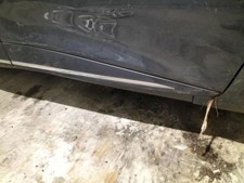 Baguette de porte avant droite