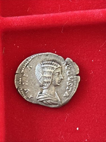 Monnaie romaine coin julia - romaine,