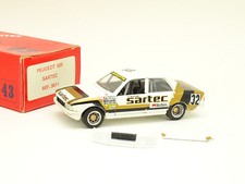 Top 43 1/43 - Peugeot 505