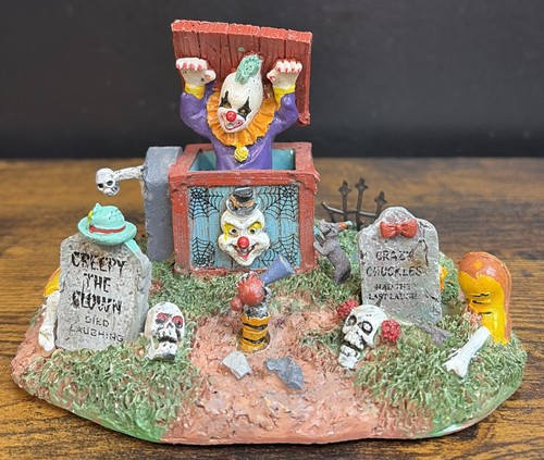 Lemax spooky town halloween - spooky,