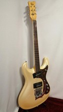 Guitare électrique MOSRITE
