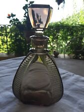 Belle carafe  Art Déco en verre ou cristal taillé de couleur fumé