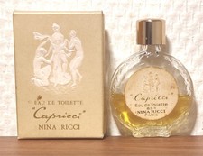 Vintage 50's. Eau de Toilette Capricci de Nina Ricci 6 ml. Boite. Bon état 