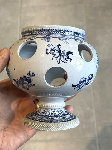 Pique fleurs faience - , de