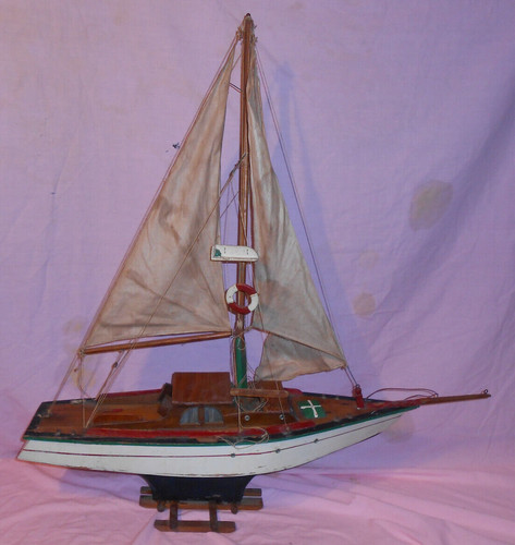 Vtg pond wood model ship - vtg,