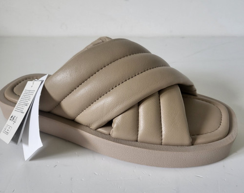 Claquettes mules cuir - m,