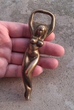 Ancien  DECAPSULEUR, OUVRE