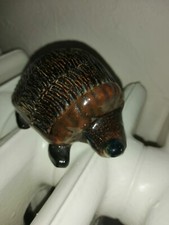 Hérisson en terre cuite