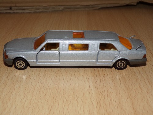 Voiture majorette limousine - voiture,