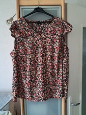 Tunique neuve taille 54-56 noir floral