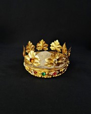 Grande couronne de Vierge en laiton doré et cabochon en verre coloré du XIXème