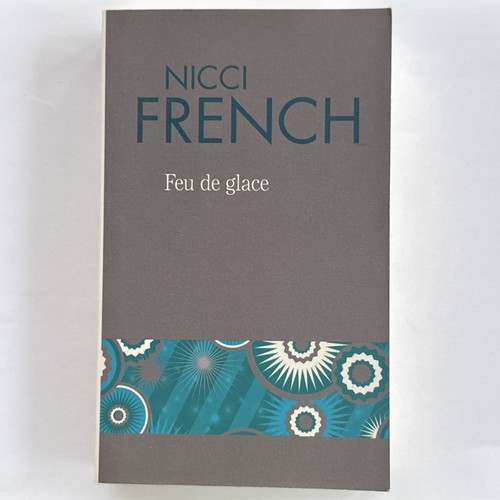 Livre poche feu - livre, de