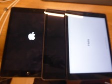 LOT 3 TABLETTE APPLE IPAD AIR A1474 16 GO 64 GO - BLOQUE ICLOUD