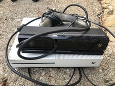 X box one S kinect et manette