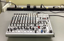 Behringer Eurorack UB1832F