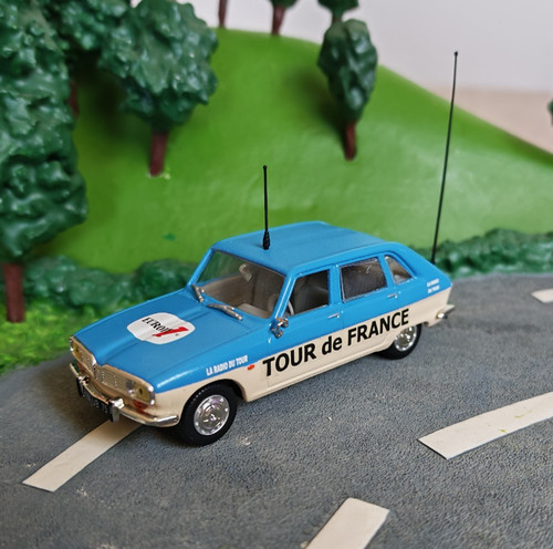 Voiture miniature renault - voiture,