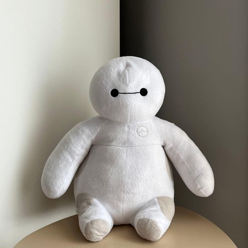 Figurine poupée peluche