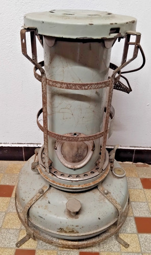 Ancien poêle kérosène - poêle,