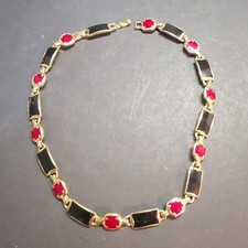 Elégant collier fantaisie ras