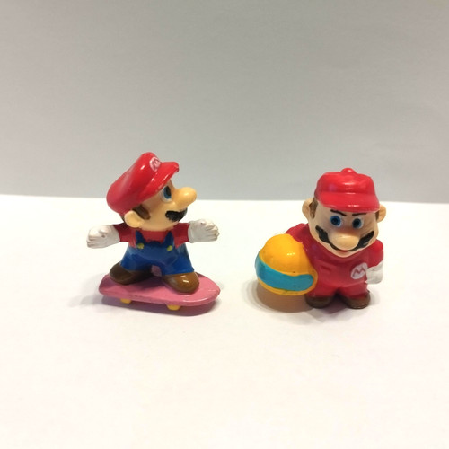 Lot petites figurines mario - petites,