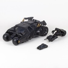 Batmobile Tumbler – The Dark