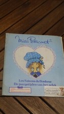 ALBUM PANINI MISS PETTICOAT SAISONS BONHEUR CALENDRIER BELGIUM NEDERLAND