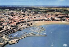 17 ROYAN LE PORT LA PLAGE ET LA VILLE VUS DU CIEL
